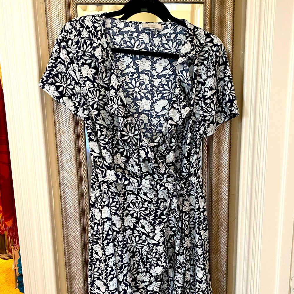 Loft floral wrap dress size medium
